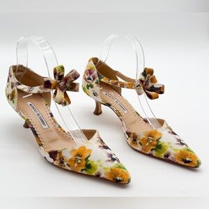 Manolo Blahnik Vintage Floral Canvas Slingback Kitten Heel Pumps EU 37.5 US 7.5